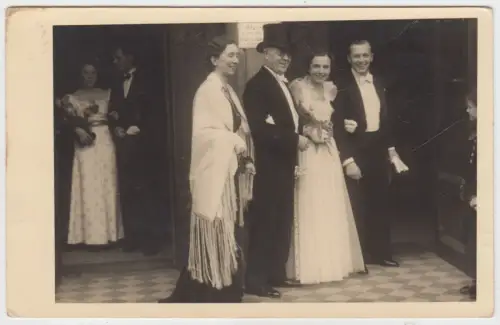 AK Hochzeitsfoto 30.3.1939, Brautpaar mit Eltern, Fotografie, Postkarte, vintage