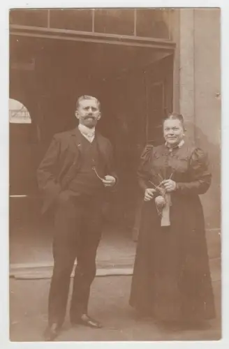 AK Portrait Opa Runge 1858 und seine Schwiegermutter Marie Müller, Fotografie