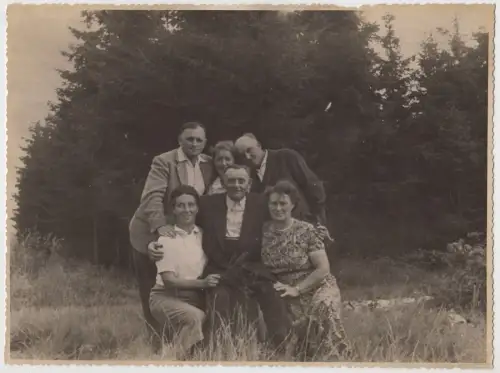 Fotografie Gruppenbild - 3 Frauen, 3 Männer. Original, schwarzweiß