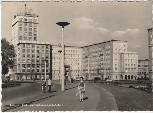 AK Leipzig - Blick zum Hochhaus am Roßplatz, 1964, W. Oelschlägel, Postkarte