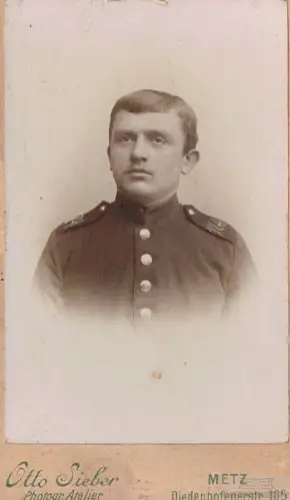Fotografie Sieber, Metz - Portrait Mann in Uniform, Fotografie. Fotobild