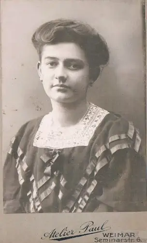 Fotografie Paul, Weimar - Porträt Junges Fräulein, Fotografie. Fotobild