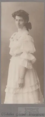 Fotografie Paul, Weimar - Portrait Dora - junges Fräulein im... Fotografie