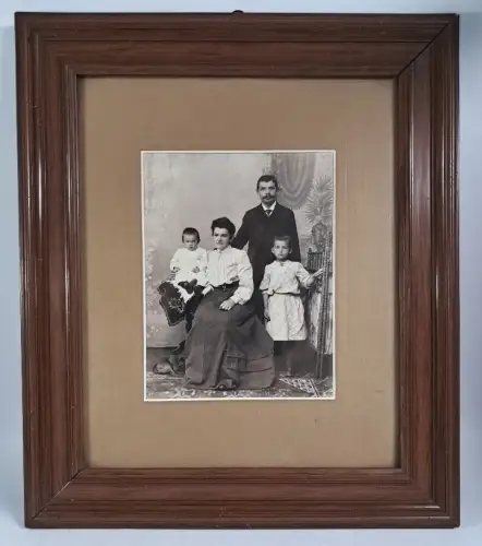 Gerahmte Fotografie: Familienfoto um 1909, vintage, Deko, Strehlein, Lauterbach