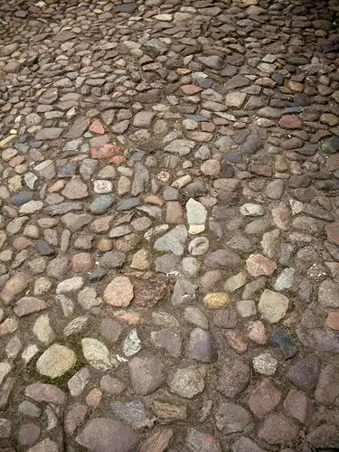 alte gebrauchte Pflastersteine Altstadtpflaster Kleinpflaster Bauernpflaster Feldsteine Terrassse 