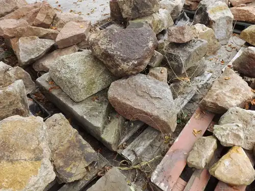 6 to Bruchstein Naturstein Porphyr Trockenmauer Gartensteine Findlinge Solitäre Dekosteine Poolumrandung
