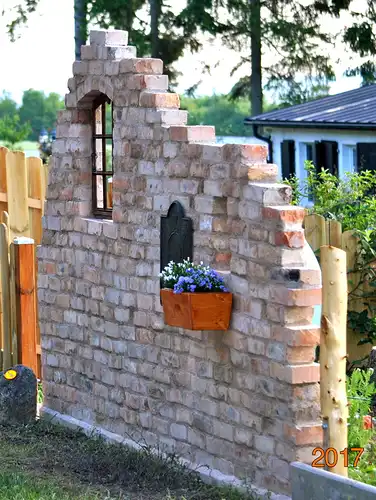 alte Ziegelsteine Klinker Backsteine gebrauchte Mauersteine Antikziegel Verblender historisches Mauerwerk Ruinenmauer Gartensteine Fabrikoptik