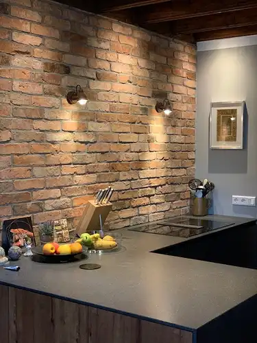 Küchenrückwand Fliesenspiegel Spritzschutz handstrich Ziegelsteine Mauerziegel Feldbrand Backsteine Verblender Wandgestaltung Fliese