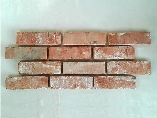 Antik Klinker Riemchen original alte Mauer Ziegel Steine regional Rückbau Verblender Wand Deko
