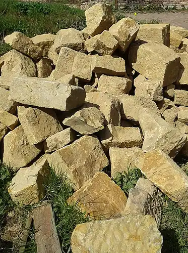  Uralt Sandsteine urban Mining altes Gutshaus Garten gestaltung historische Baustoffe mediterran