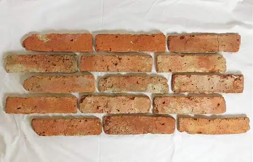 Urban mining alte Ziegel upgrade cradle to cradle upcycling Handgemacht Wände Backstein Optik