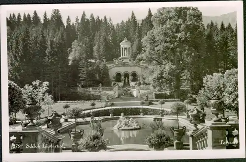 Alte s/w Echtfotokarte Schloss Linderhof