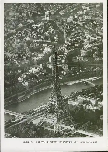 Alte Echtfotokarte Paris, Luftaufnahme 1940 (?)