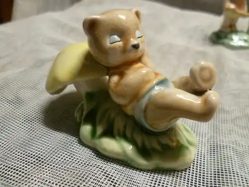 Steiff ??Hummel ?? oder in der Art Goebel Vintage 3 Stück Bären wohl 1960/70 Jahre alle aus meiner Vitrine H : 7 cm L: bis 8 cm