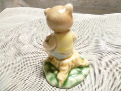 Steiff ??Hummel ?? oder in der Art Goebel Vintage 3 Stück Bären wohl 1960/70 Jahre alle aus meiner Vitrine H : 7 cm L: bis 8 cm