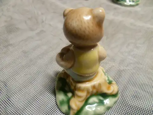 Steiff ??Hummel ?? oder in der Art Goebel Vintage 3 Stück Bären wohl 1960/70 Jahre alle aus meiner Vitrine H : 7 cm L: bis 8 cm