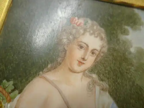 Louis Marie Sicardi geb. Avignon02.08. 1743 Paris18.7.1825Dreiviertelportrait der Marie Antoinette mit Friedenstaube im Arm Miniatur um 1780