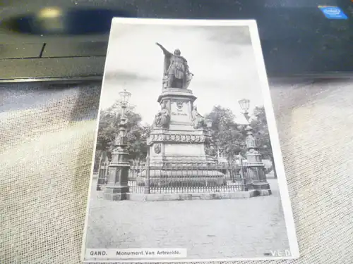 Gand ; .Foto Monument Van Artevelde ist nicht gelaufen um 1915