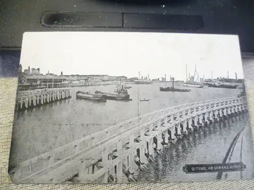 Ostende ; .Foto Hafenscene Vue Generale Du Pont  an der Küste  gelaufen um 1915