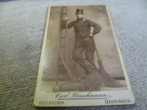 Heilbronn Clarastrasse 2   :   Kaminfeger um 1900 Atelier Carl Fleischmann Clarastr.2  Stuttgart  Visitenkarten Foto