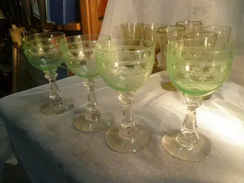 Biedermeier u Historismusgläser ab 1860 auch Josephinenhütte  verschiedene 2 +4+4 Sets