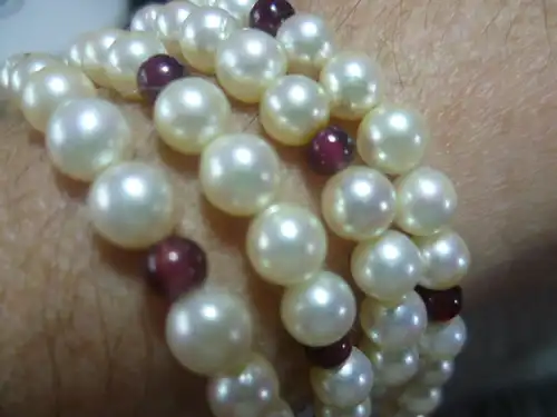 Rubine und Perlen Art Deko Halskette auch Armband tragbar Art Deko um 1930 stattliche Länge von 87 cm