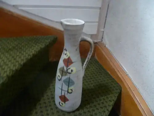 Jasbavase handle vase slim high shape beak spout Formnr.221-35 Pottra retro vintage geometric decor from the 1950s In the Art Picasso