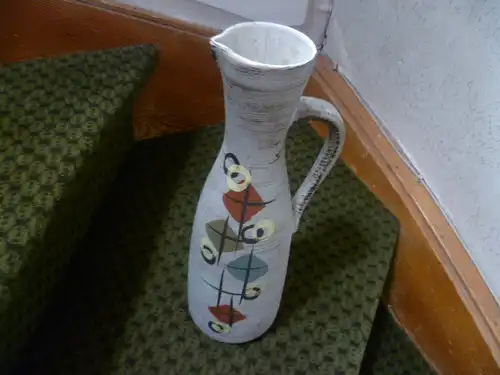 Jasbavase handle vase slim high shape beak spout Formnr.221-35 Pottra retro vintage geometric decor from the 1950s In the Art Picasso