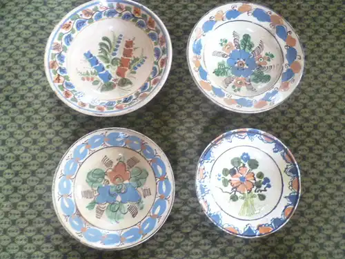 Fayencen  Keramik handbemalt mit Blumendekor Rumänien ARAD um 1840-1860 alle im guterm Sammler Zustand Konvolut oder Per Stück