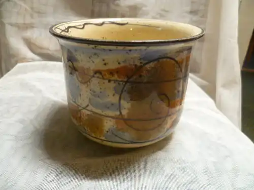 Blumentopf Design Salvatore Dali  Vintage aus den 1970 er Jahren für Ihre Orichideen  Formnummer 82382  H14 cm Durchmesser 16 cm Top Zustand