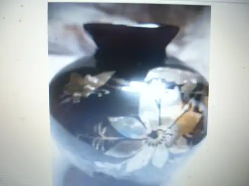 Murano Vase bauchige Form um 1900 mit feiner Silberlotbemalung Dekor  Schmetterling Blütenzweig! Höhe : 11 cm