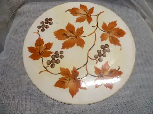 Art Deko BMF N Foreign Tortenplatte Platte Keramik Porzellan aus den 1930-40 Jahren  , Aufdruckdekor mit Weinreben