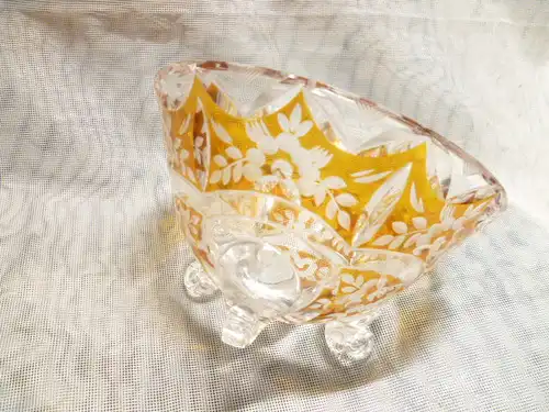 Böhmische Kristall Glasschale Blütenschliff aus den 1950 Jahre aus meiner Vitrine Durchmesser : 16 cm Höhe 9 cm