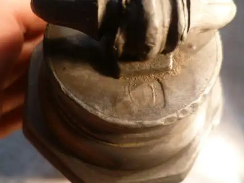 Schraubkanne, Hohenlohe Stuttgart Öhringen achteckiger Korpus,Schraubdeckel Henkel, und Rocaille  Blütendolde Besitzermonogramm Th . A  1876