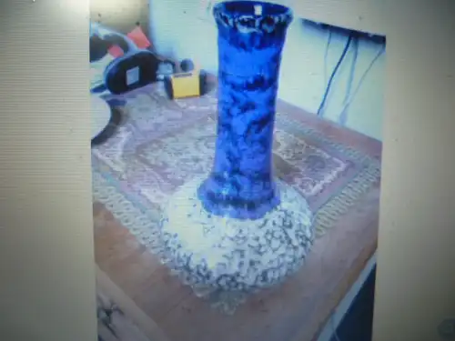 Vintage Vase mit schlankem Hals Fliederlasur um 1960-70 Höhe: 22cm untern Durchmesser; 15