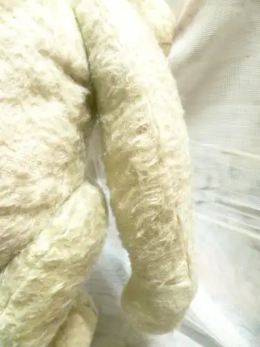 Seltener, antiker Vorkriegs- ausgeprägter ganz besonderer buckeliger Charakter Teddybär  Ein uralter, charmanter Bär wohl um 1920 er Jahre