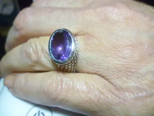 Großer ovaler Amethyst 15 mmx13mm Vintage 925Silber Damenring aus den 1980 in den 1990 Jahren von einem Juwelier angekauft !