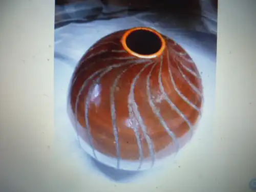 Fratelli Fancuillacci   Ecuardor der Stadt Cuencia hier eine Ballonvase Designerstück! Boden signiert mit Cuenca Ecuardor Goima