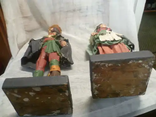 Sonneberg Krippenfiguren -Puppen Paar !! Deutschland, um 1860/80. Trachtenpaar. Körper aus Papiermaché, bemalt