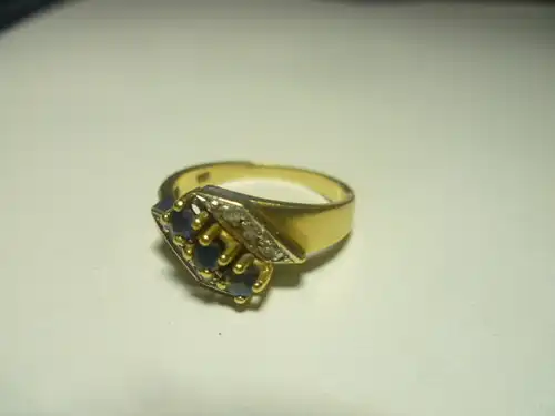 Gold 750 Brilliant Saphir Ring Vintage  Brilliant Ring Gelbgold 750 um 1960 -70 gefasßtt6 Brilliant je 0,03= o0,1Karat 3 Saphire