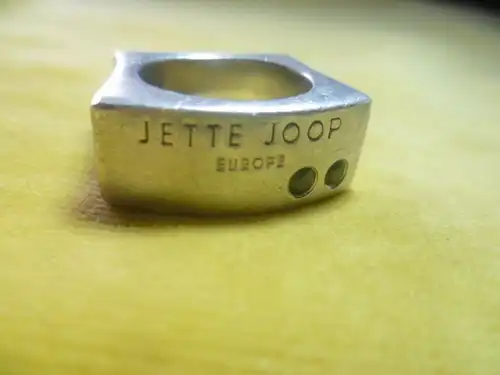Jette Joop Europe Ring 925 Punse Joop  um 1960 -70gefaßt mit 2 Saphiere  um 0,02 Karat  Ringgröße: 56-16
