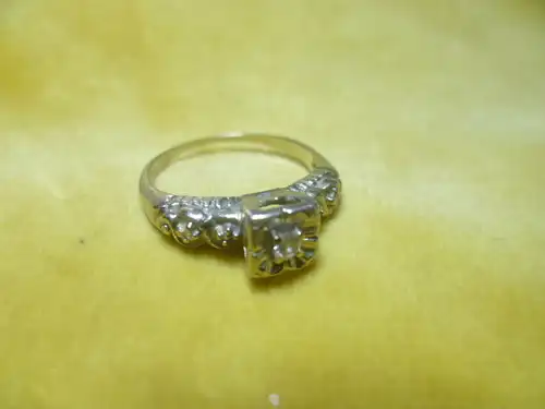 Jugendstil Brilliant  Ring Weißgold 585 um 1900-1915  IDS  Brillianten 2 Punktsteine und 1 Stein um 0,05 Karat