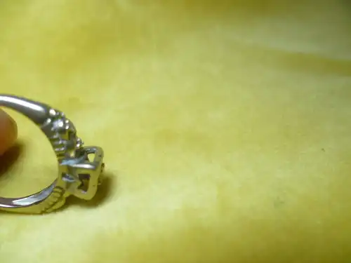 Jugendstil Brilliant  Ring Weißgold 585 um 1900-1915  IDS  Brillianten 2 Punktsteine und 1 Stein um 0,05 Karat