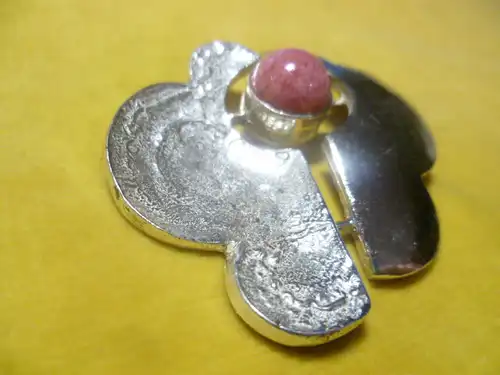 Designer Brosche Silber 925 Rhodochrosite Finnland Vintage 1970 = 20,5 Gramm massiv rechte Seite poliert linke Seite Guss