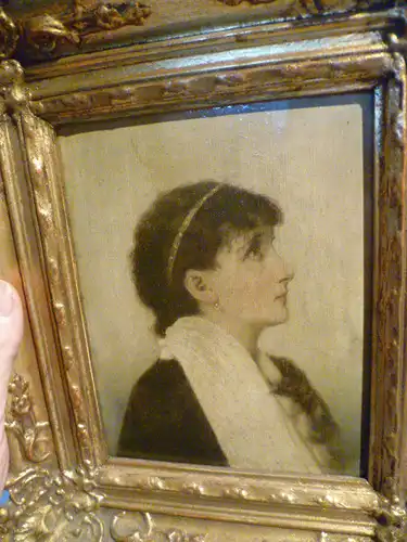 Fritz Beinke 1842-1912An Offering to the Gods Düsseldorfer AK deutscher Genremaler ein besonderes kleinformatiges Original