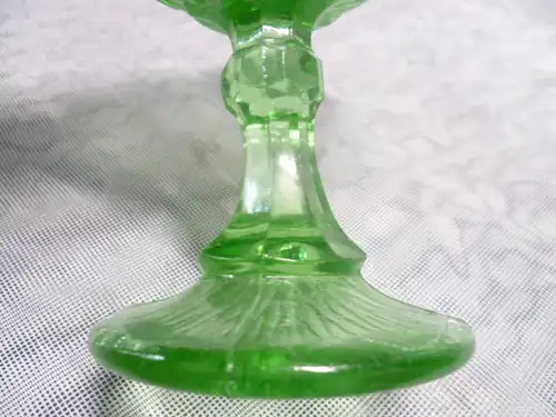 Jugendstil Schale Bonboniere Pressglas türkis grün, Ananasdekor