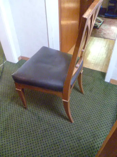 Schloss Stutensee Baden Biedermeier Stuhl , klassische frühe Form um 1820 In der Zarge : Inventaretikett 4