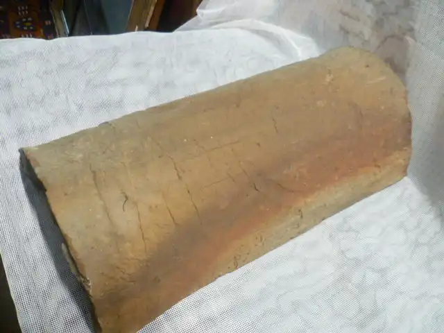 Maulbronn Klosteranlage Seltener Mönch oder Nonnen Feierabend Ziegel Form als Halbschalen zeitlich um 1700 , 8