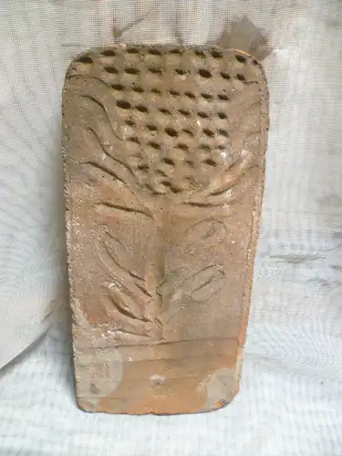 Maulbronn Klosteranlage Feierabendziegel um 1750-1800 florales Dekor von der Klosteranlage Maulbronn , Biberschwanz museal