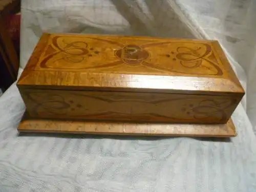  Musée-Qualität Art Nouveau Prunk-Schatulle Urheber signiert: Louis Majorelle (1859–1926) – École de Nancy  Besitzer : RE